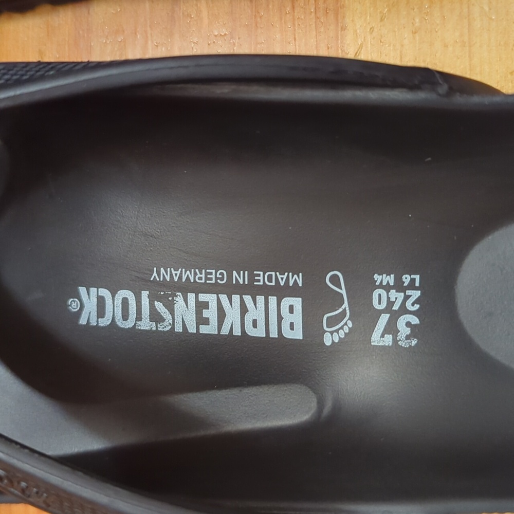 Birkenstock Black Flip-Flops - Picture 3 of 10